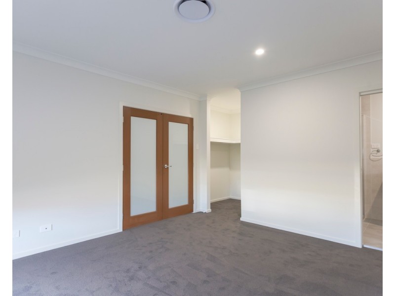 70 Caladenia Crescent, South Nowra NSW 2541