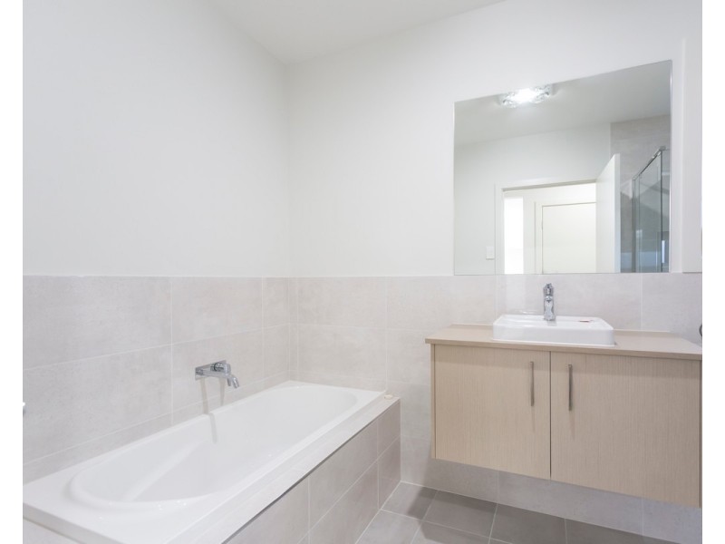 70 Caladenia Crescent, South Nowra NSW 2541