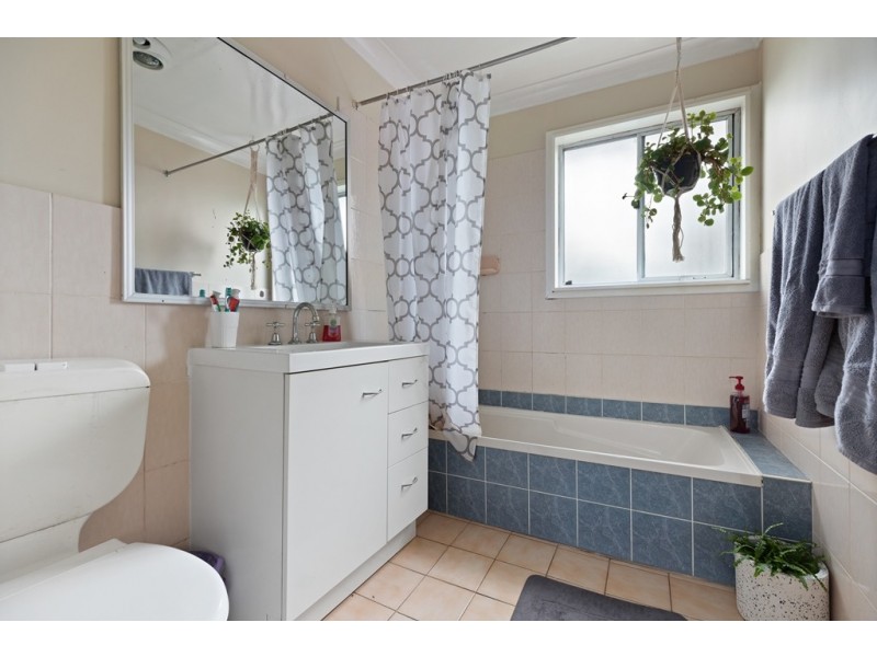 162 Tallyan Point Road, Basin View NSW 2540