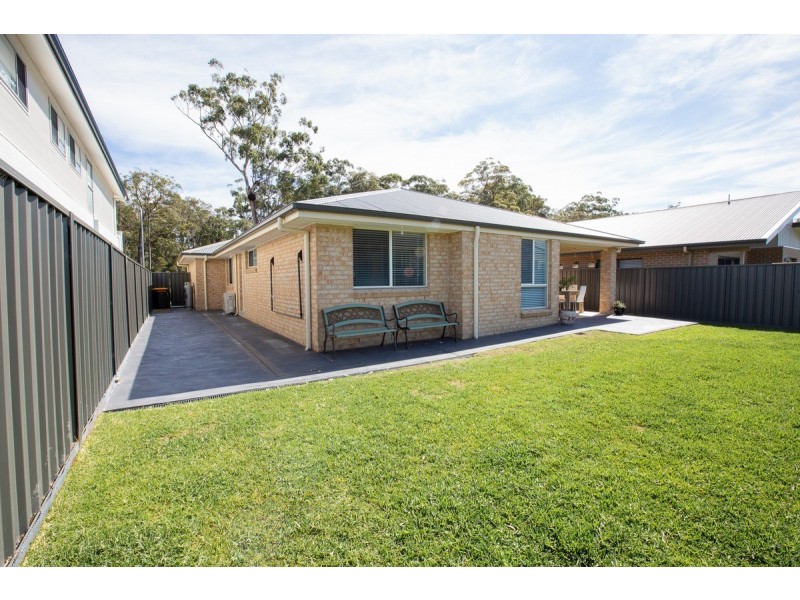 50 Coaster Circuit, Vincentia NSW 2540