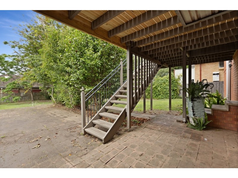 8 West Street, Nowra NSW 2541