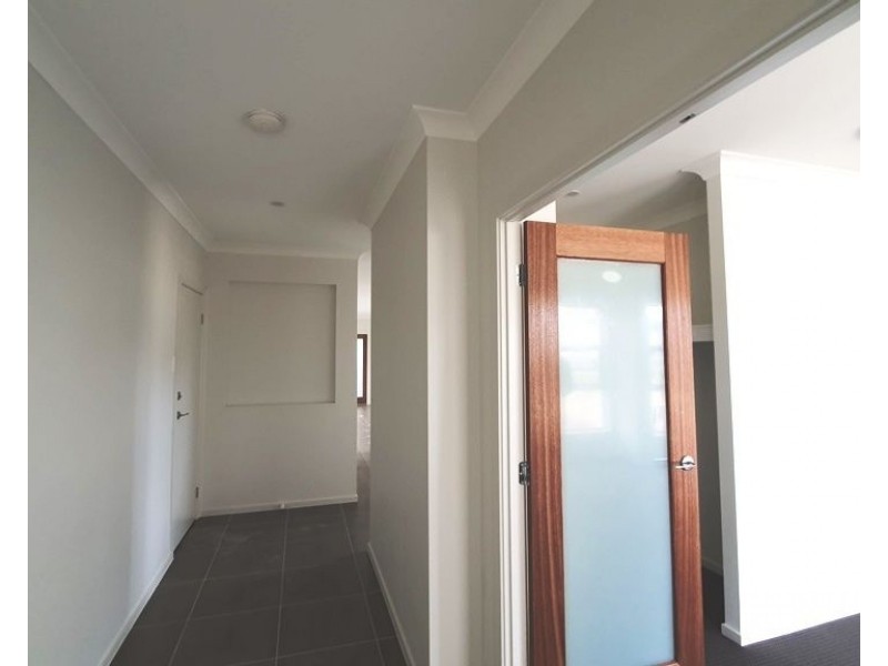26 Patonga Street, Nowra NSW 2541
