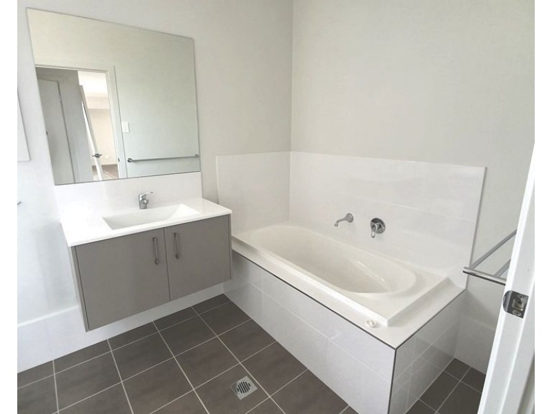 26 Patonga Street, Nowra NSW 2541