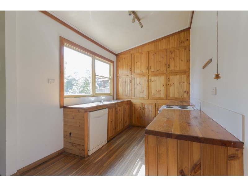 33 Winn Avenue, Basin View NSW 2540