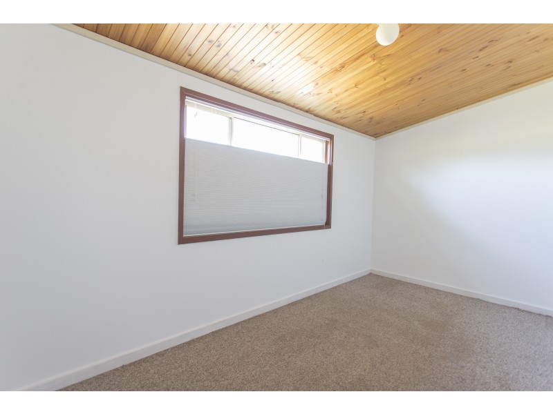 33 Winn Avenue, Basin View NSW 2540