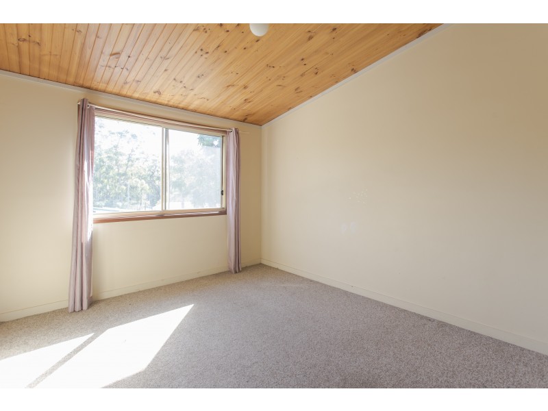 33 Winn Avenue, Basin View NSW 2540