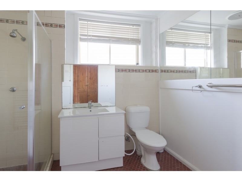 33 Winn Avenue, Basin View NSW 2540
