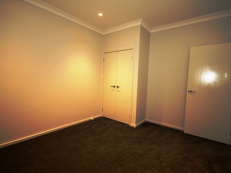 77 Summercloud Crescent, Vincentia NSW 2540