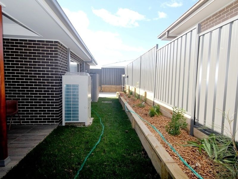 77 Summercloud Crescent, Vincentia NSW 2540