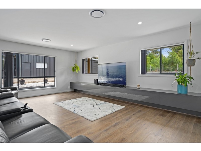 44 Jerberra Road, Tomerong NSW 2540