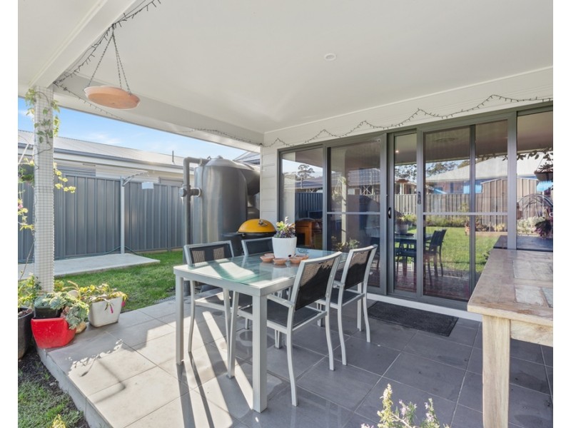 28a BEXHILL AVENUE, Sussex Inlet NSW 2540