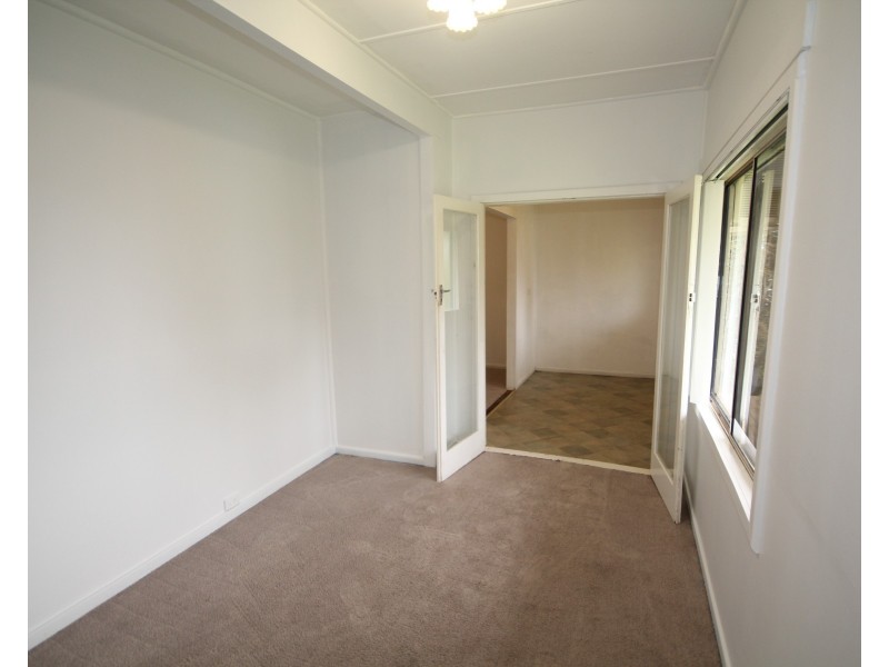 3 Mulgen Crescent, Bomaderry NSW 2541