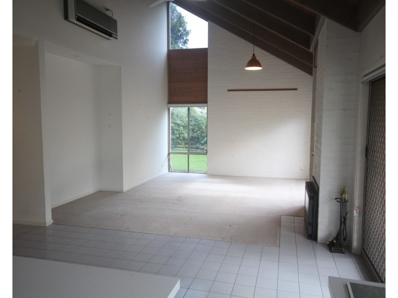 3 Tindall Place, North Nowra NSW 2541