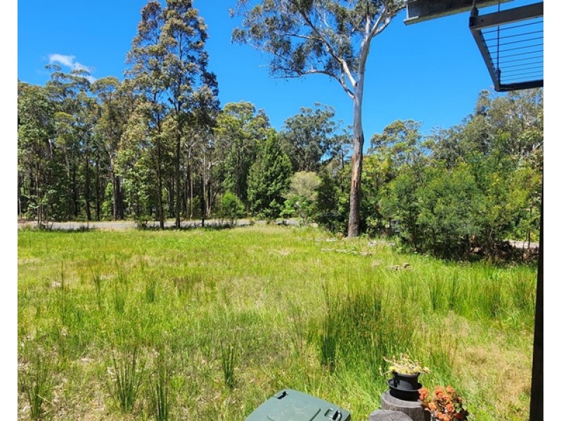 11 Bowen Street, Tomerong NSW 2540