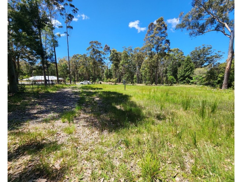 11 Bowen Street, Tomerong NSW 2540