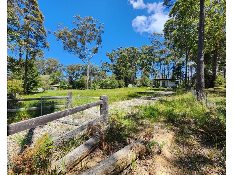 11 Bowen Street, Tomerong NSW 2540