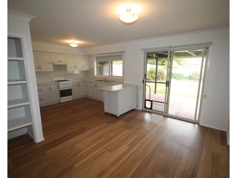 5 Kurraba Place, St Georges Basin NSW 2540