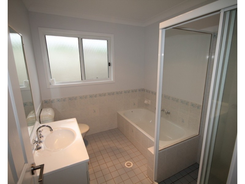 5 Kurraba Place, St Georges Basin NSW 2540