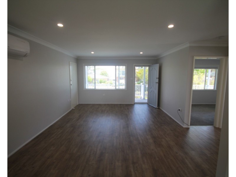 102 Macleans Point Road, Sanctuary Point NSW 2540