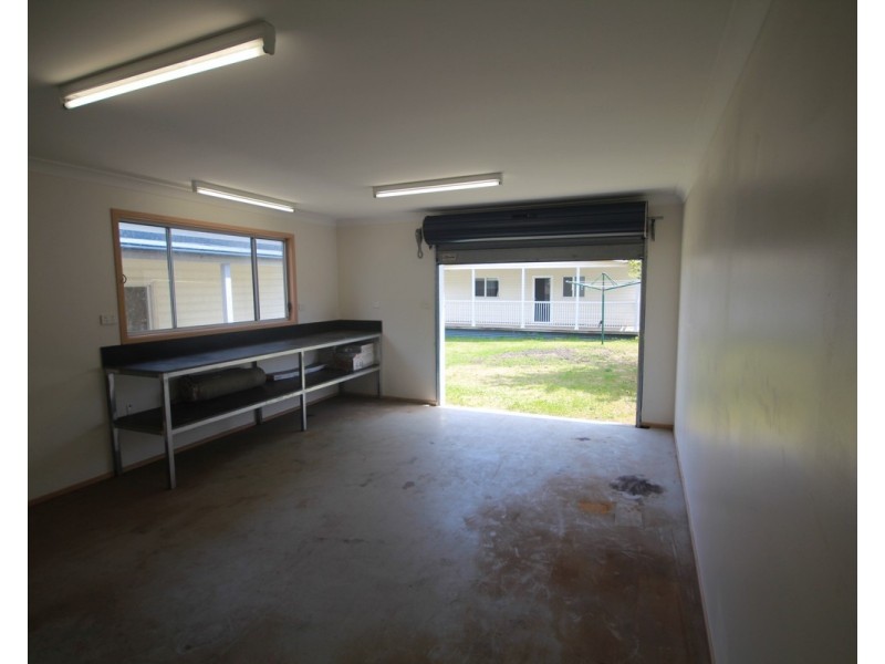 102 Macleans Point Road, Sanctuary Point NSW 2540