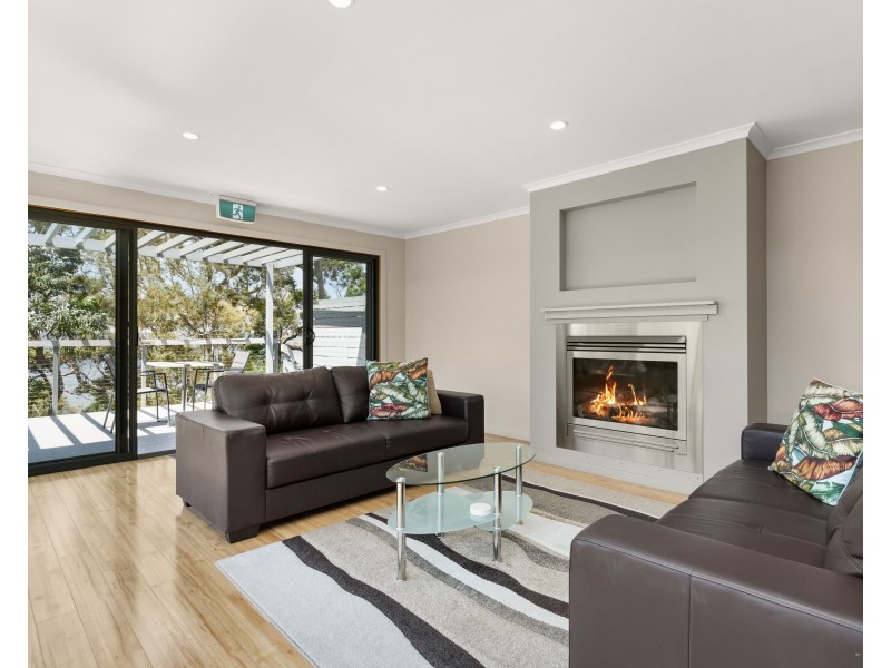 144 Greville Avenue, Sanctuary Point NSW 2540