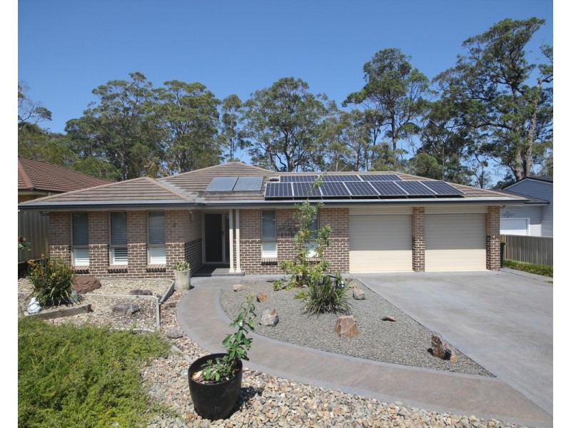 6 Tasman Park Close, St Georges Basin NSW 2540