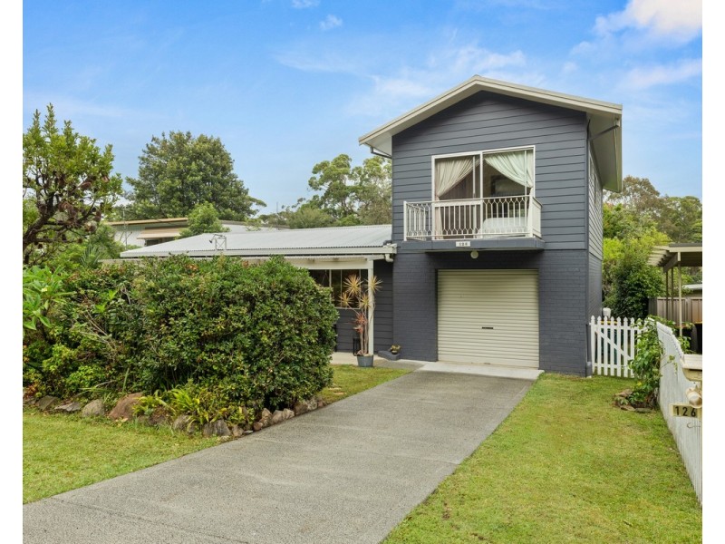 126 Tallyan Point Road, Basin View NSW 2540