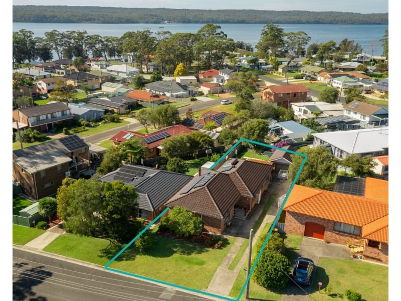 6 Platypus Avenue, Sanctuary Point NSW 2540
