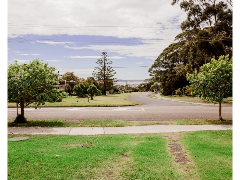 321 Elizabeth Drive, Vincentia NSW 2540