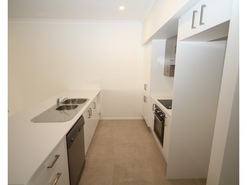 26b Hogbin Crescent, Sanctuary Point NSW 2540