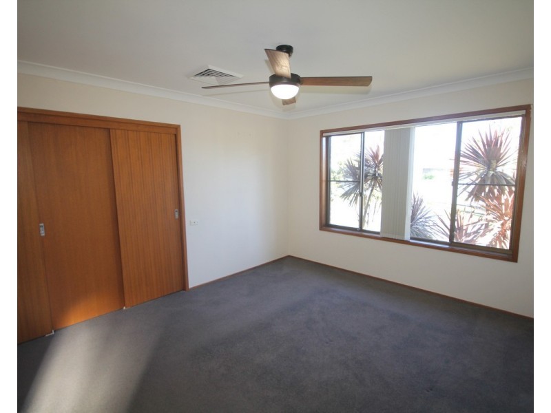 18 Auster Crescent, Sanctuary Point NSW 2540