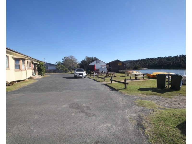 13 Carroll Avenue, Lake Conjola NSW 2539
