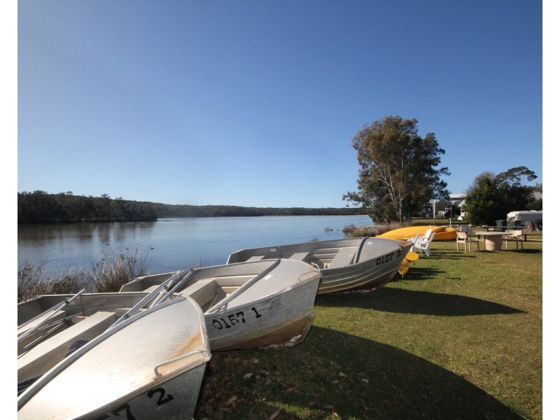 13 Carroll Avenue, Lake Conjola NSW 2539