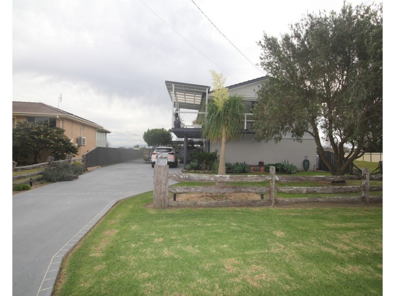 9 Bailey Avenue, Greenwell Point NSW 2540
