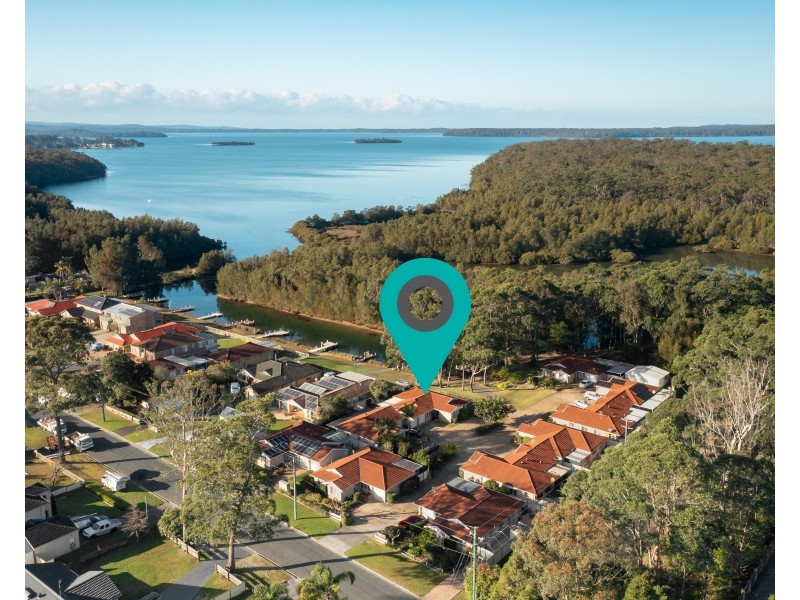 9/2 PANORAMA ROAD, St Georges Basin NSW 2540