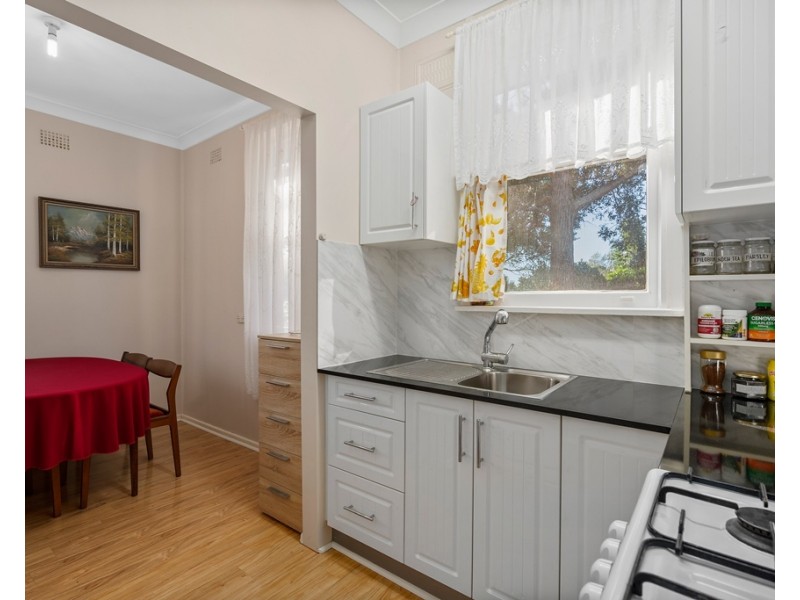 124 East Street, Nowra NSW 2541