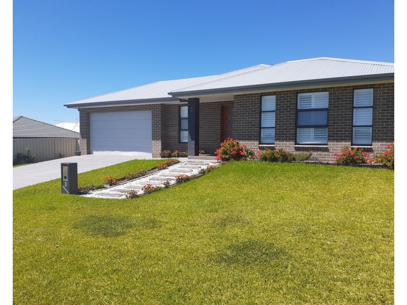 3 Brassia Rise, South Nowra NSW 2541