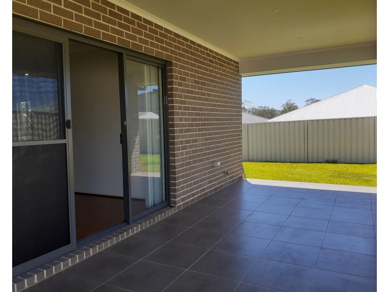 3 Brassia Rise, South Nowra NSW 2541
