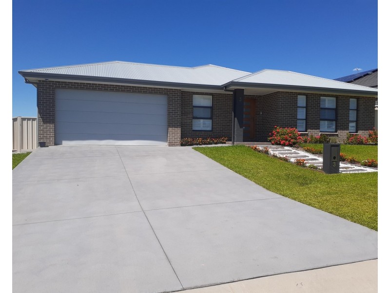 3 Brassia Rise, South Nowra NSW 2541