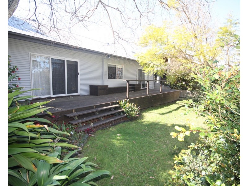1 Basin View Parade, Basin View NSW 2540
