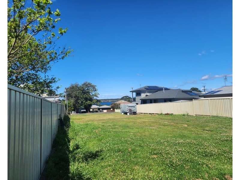 41 BASIN VIEW PARADE, Basin View NSW 2540