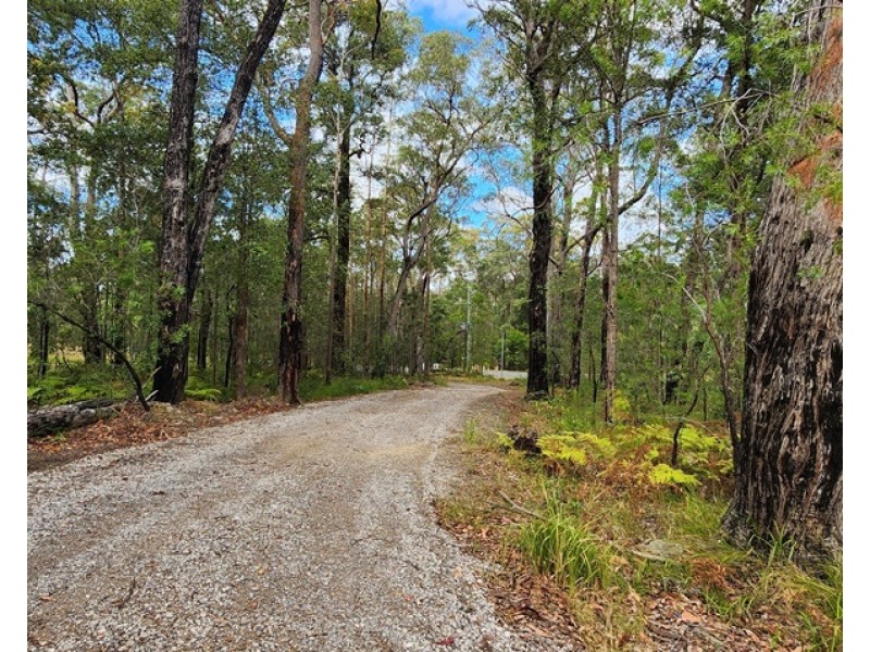 51 Inglewood Crescent, Tomerong NSW 2540