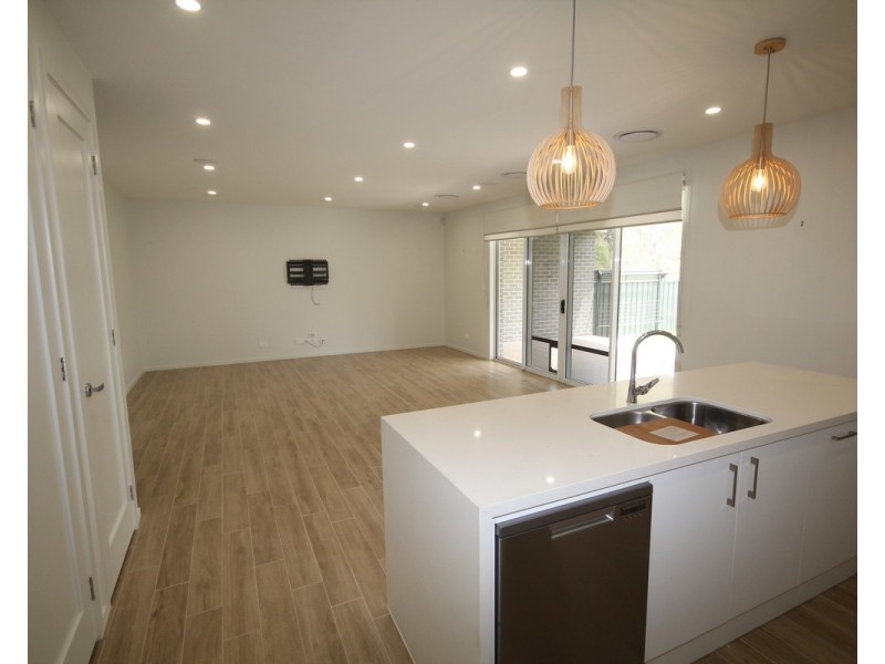 63 Summercloud Crescent, Vincentia NSW 2540