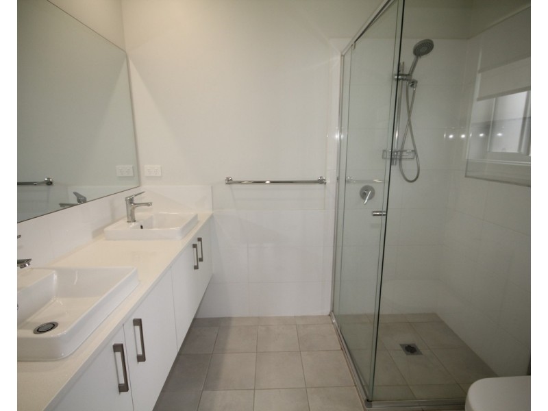63 Summercloud Crescent, Vincentia NSW 2540