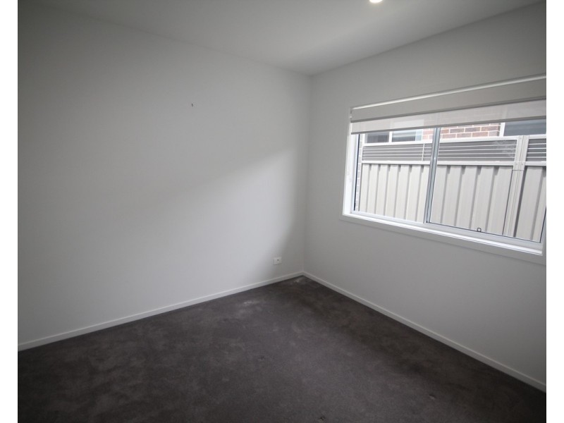 63 Summercloud Crescent, Vincentia NSW 2540