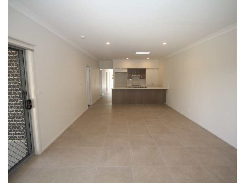 26a Hogbin Crescent, Sanctuary Point NSW 2540