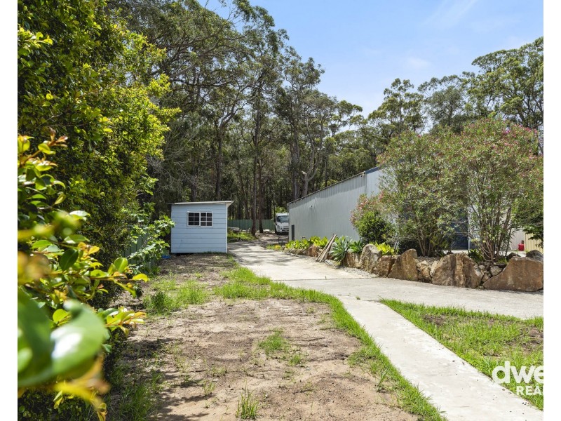 17 TASMAN PARK CLOSE, St Georges Basin NSW 2540