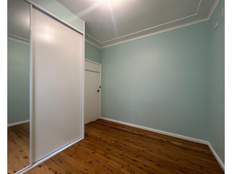 126 East Street, Nowra NSW 2541