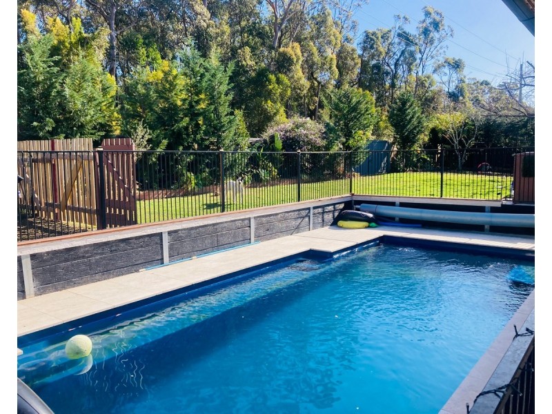 4 Kelly Place, North Nowra NSW 2541