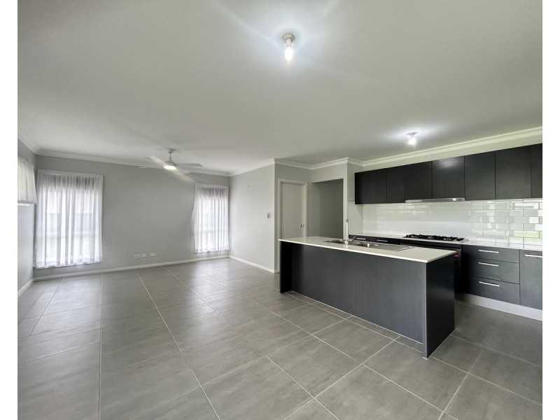 72 Tallyan Point Road, Basin View NSW 2540